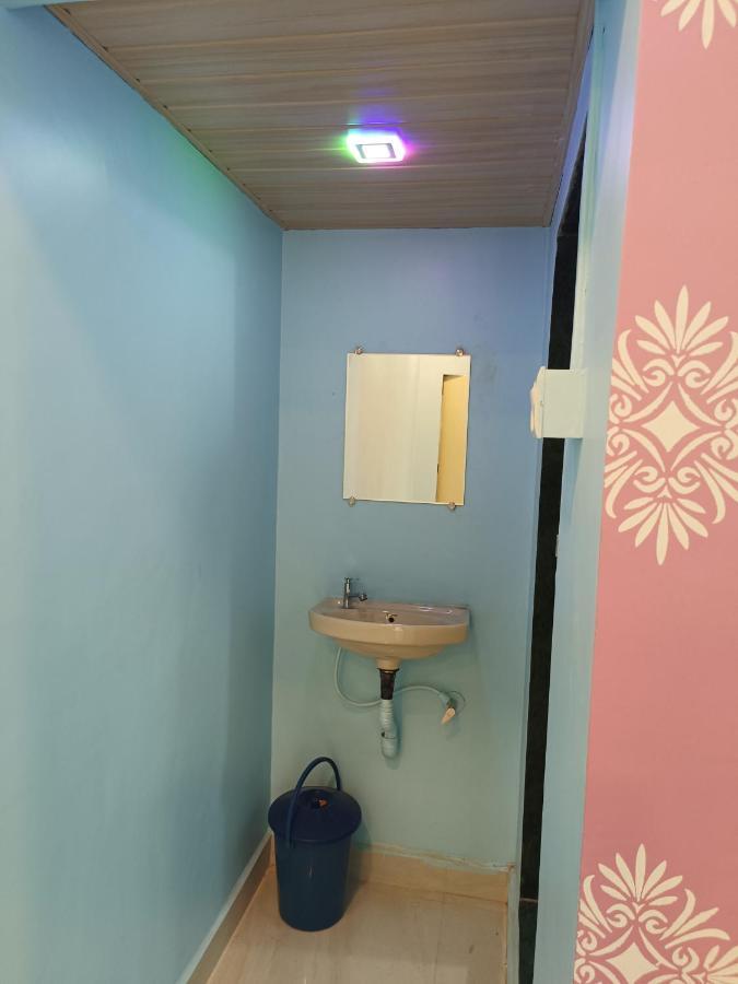 Shree Nivas Home Stay Srīvardhan Exteriér fotografie